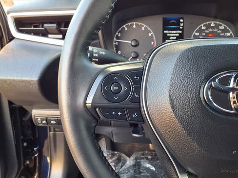 Certified 2024 Toyota Corolla SE image 10