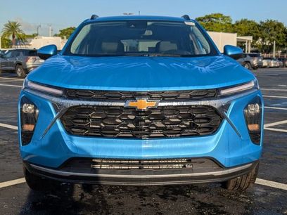 New 2025 Chevrolet Trax LT w/ Driver Confidence Package