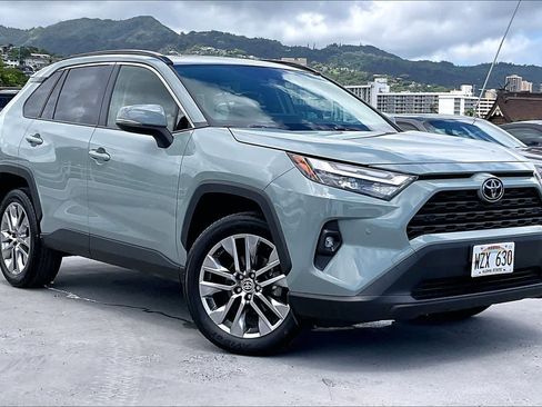Used 2024 Toyota RAV4 XLE Premium AWD/4WD image 21