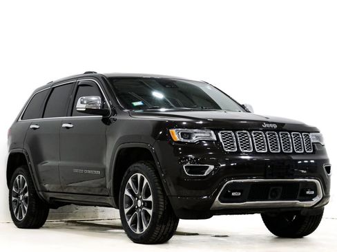 Used 2017 Jeep Grand Cherokee Overland w/ Jeep Active Safety Group image 1