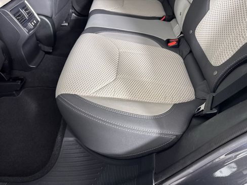 Used 2024 Subaru Forester Premium AWD/4WD image 25