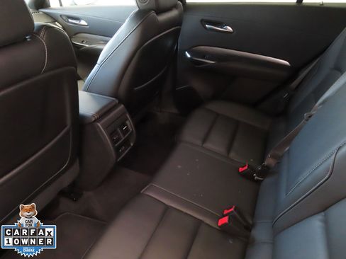 Used 2024 Cadillac XT4 Premium Luxury image 22