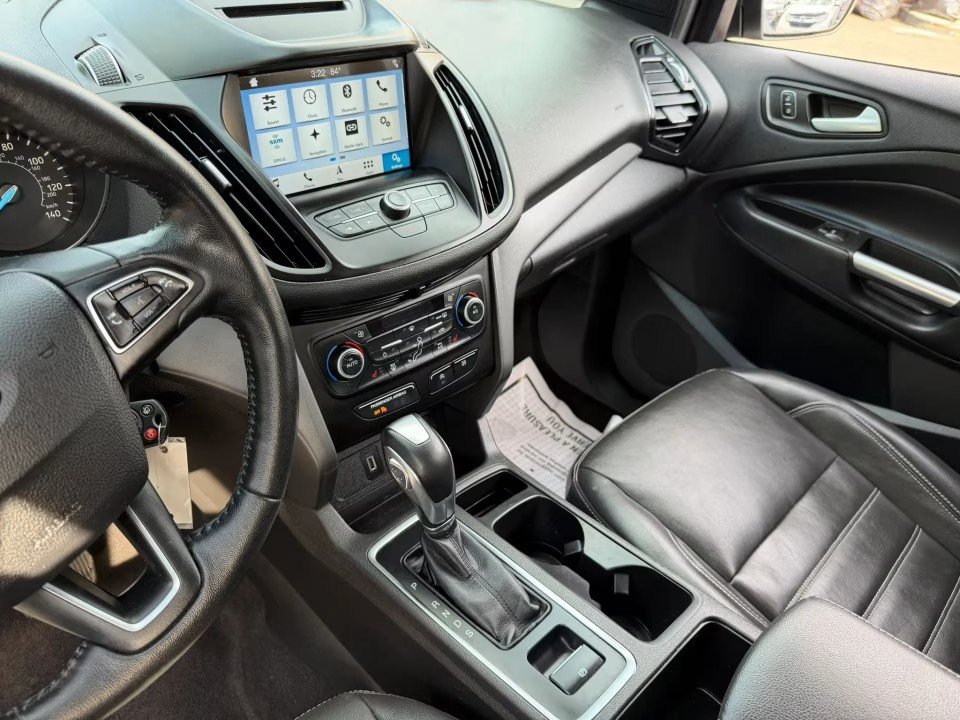 Used 2018 Ford Escape SEL AWD/4WD image 24