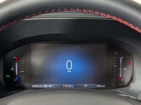 Certified 2025 Ford Escape ST-Line FWD image 19