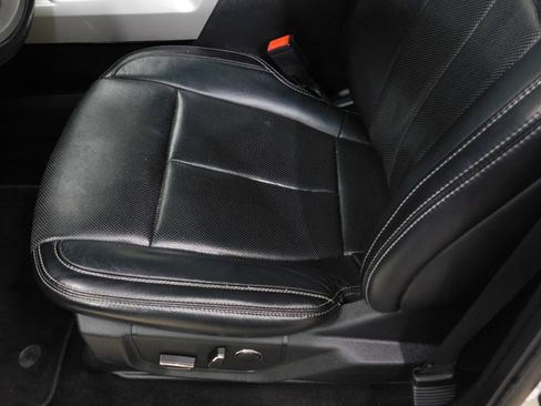 Used 2018 Ford F150 Lariat w/ Equipment Group 502A Luxury AWD/4WD image 38