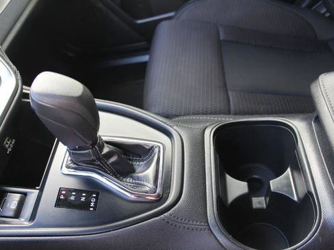 Used 2025 Subaru Outback AWD/4WD image 25