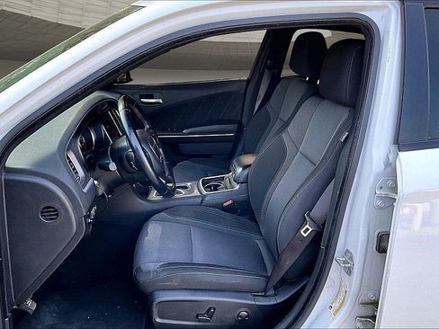 Used 2022 Dodge Charger SXT RWD image 22