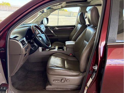 Used 2010 Lexus GX 460 image 10