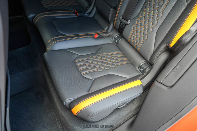 Used 2024 Lamborghini Urus S AWD/4WD image 34