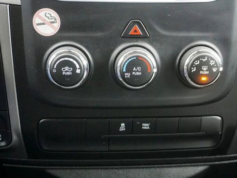 Used 2023 RAM 1500 Classic SLT image 14