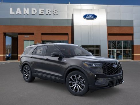 New 2026 Ford Explorer ST-Line w/ Premium Package RWD image 7