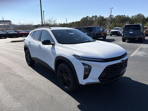 New 2026 Chevrolet Trax ACTIV w/ Driver Confidence Package image 3