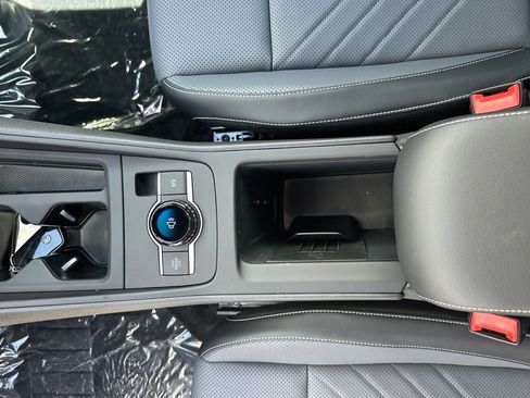 New 2026 Volkswagen Tiguan SE R-Line AWD/4WD image 25