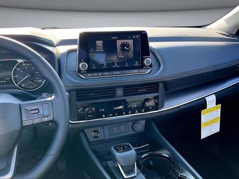 New 2026 Nissan Rogue Dark Armor image 6