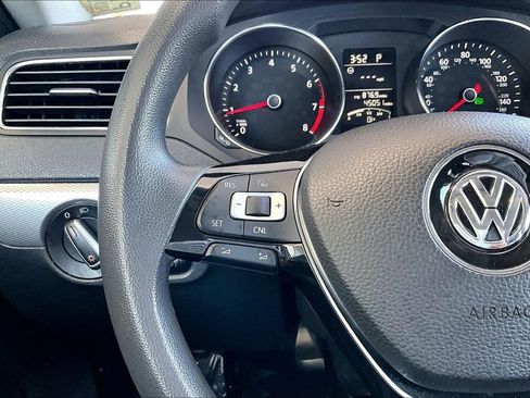 Used 2017 Volkswagen Jetta S FWD image 11