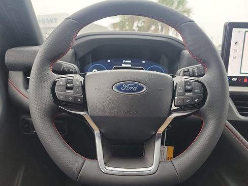 New 2026 Ford Explorer ST-Line w/ ST-Line Street Pack image 28
