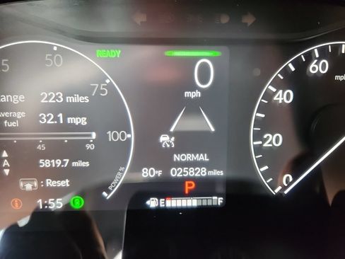 Used 2025 Honda CR-V Sport Touring image 18