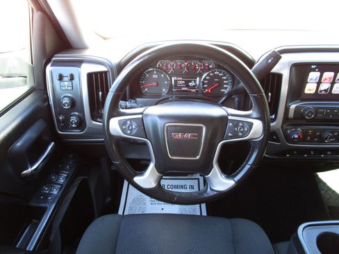 Used 2017 GMC Sierra 1500 SLE image 11
