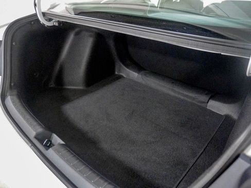 Used 2023 Honda Civic Sport image 9