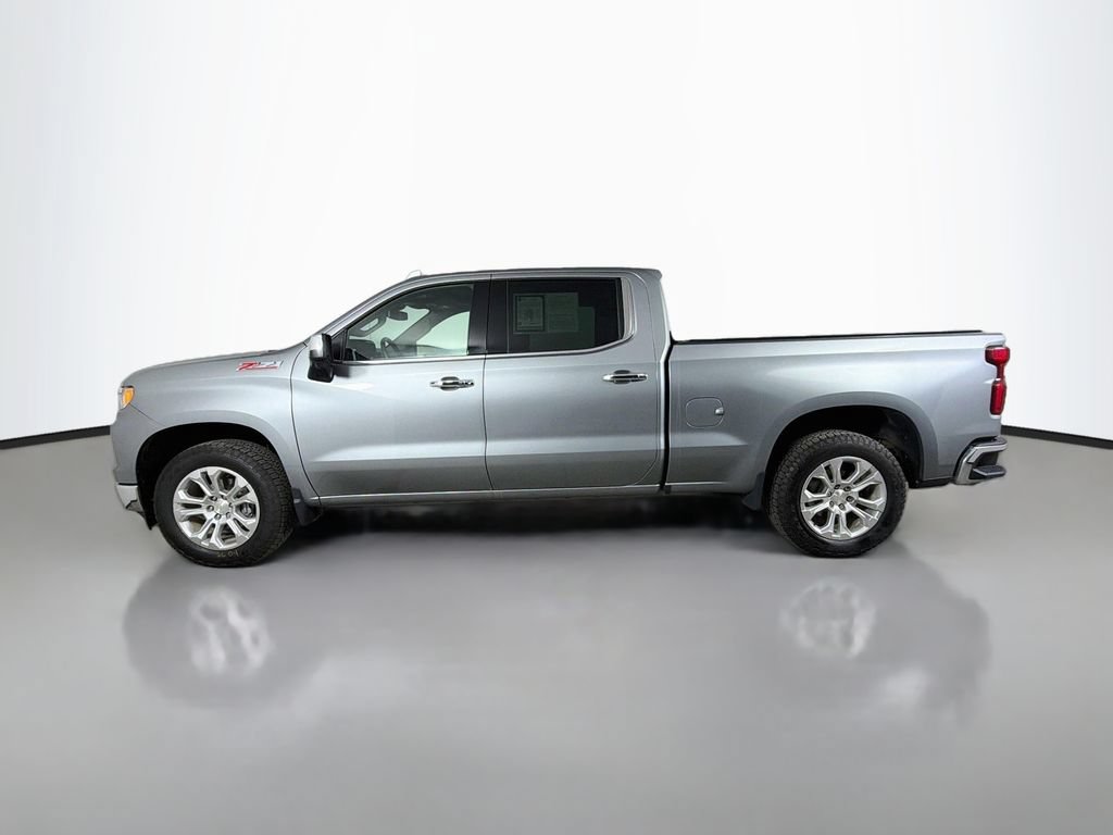 Used 2023 Chevrolet Silverado 1500 LTZ w/ LTZ Convenience Package II AWD/4WD image 9