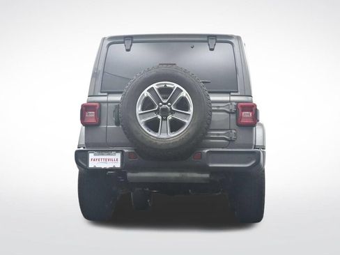 Used 2022 Jeep Wrangler Unlimited Sahara w/ LED Lighting Group AWD/4WD image 35