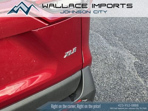 Used 2019 Toyota RAV4 XLE image 11