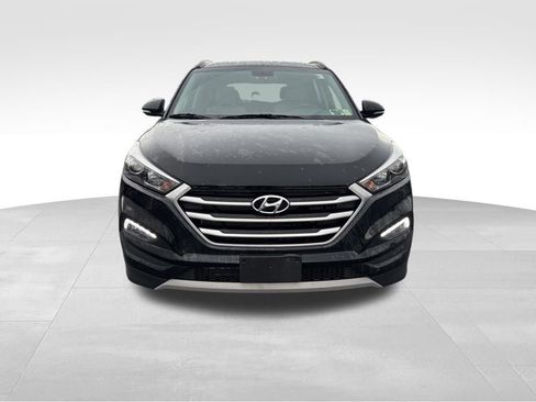 Used 2018 Hyundai Tucson Value w/ Cargo Package image 3