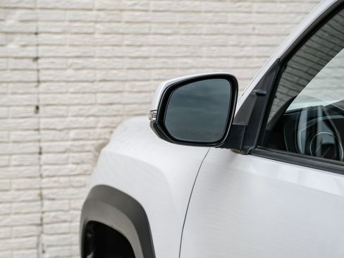 Used 2019 Toyota Tacoma TRD Off-Road image 38