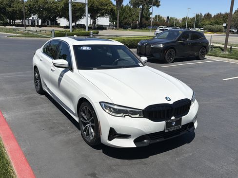 Used 2021 BMW 330i Sedan w/ Convenience Package RWD image 8