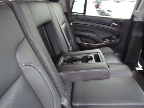Used 2016 Chevrolet Tahoe LT image 18