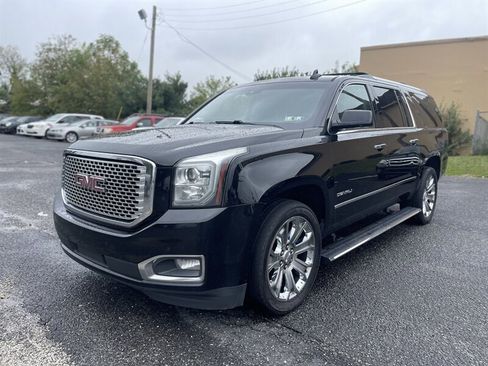 Used 2016 GMC Yukon XL Denali w/ Open Road Package image 3
