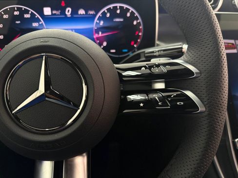 New 2026 Mercedes-Benz GLC 300 image 27