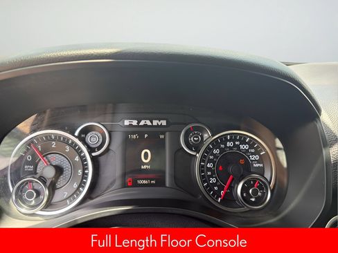 Used 2020 RAM 1500 Big Horn AWD/4WD image 30
