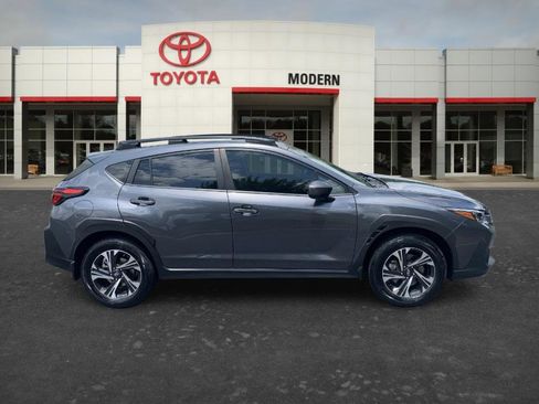 Used 2024 Subaru Crosstrek 2.0i Premium AWD/4WD image 4