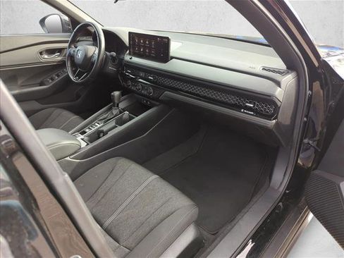Used 2024 Honda Accord Sport image 22