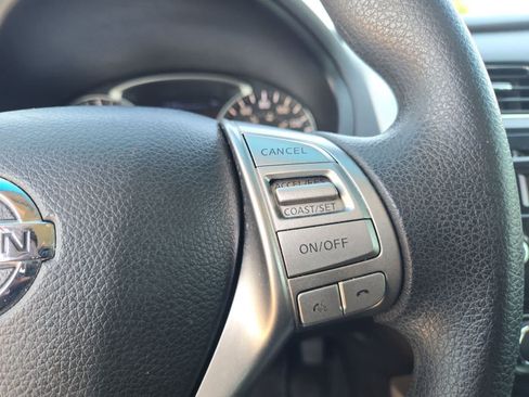 Used 2014 Nissan Altima 2.5 S FWD image 22