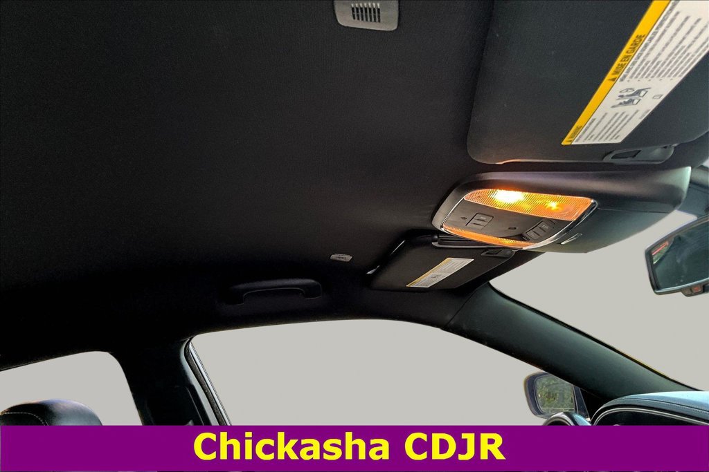 Used 2022 Dodge Charger R/T w/ Plus Group RWD image 25