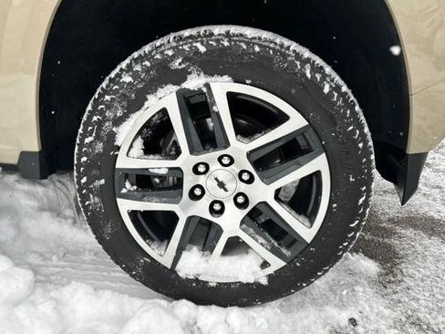 Used 2023 Chevrolet Colorado Z71 w/ Z71 Convenience Package 2 image 10