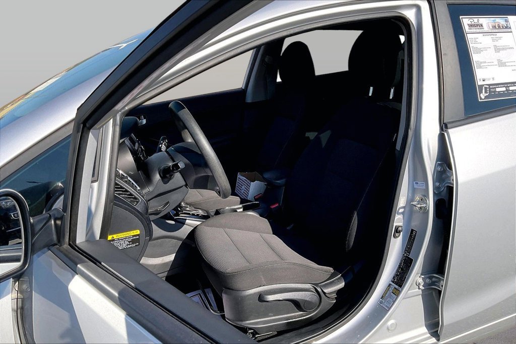Used 2018 Kia Forte LX FWD image 25