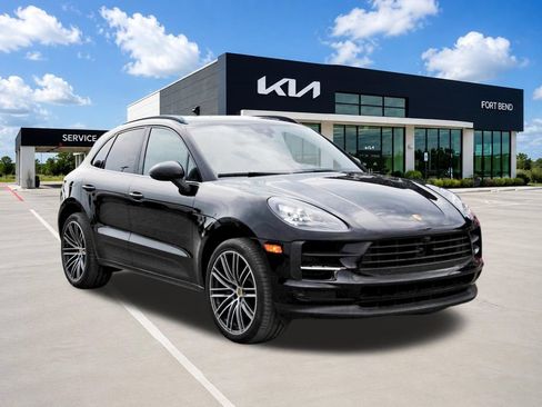 Used 2021 Porsche Macan S AWD/4WD image 3