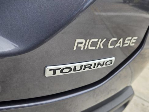 Certified 2025 Honda Pilot Touring image 15
