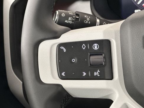 New 2025 Land Rover Defender 130 S image 13