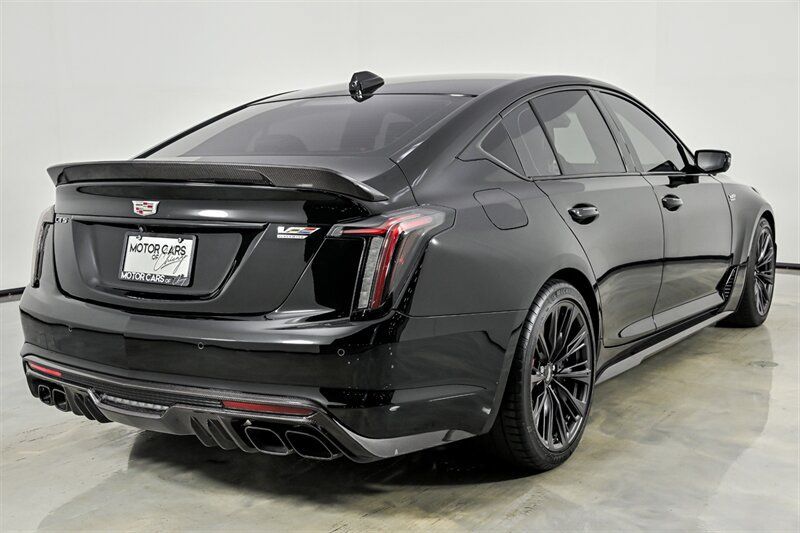 Used 2024 Cadillac CT5 V Blackwing w/ Carbon Fiber Package 2 RWD image 10