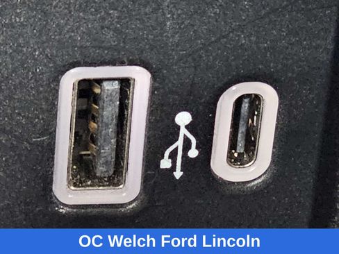 Used 2022 Lincoln Corsair AWD w/ Equipment Group 101A image 15