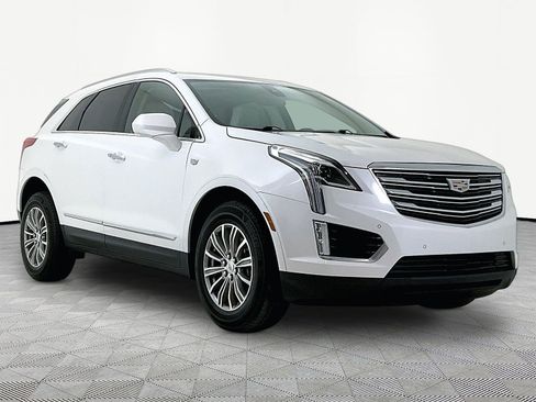 Used 2019 Cadillac XT5 Luxury FWD image 3