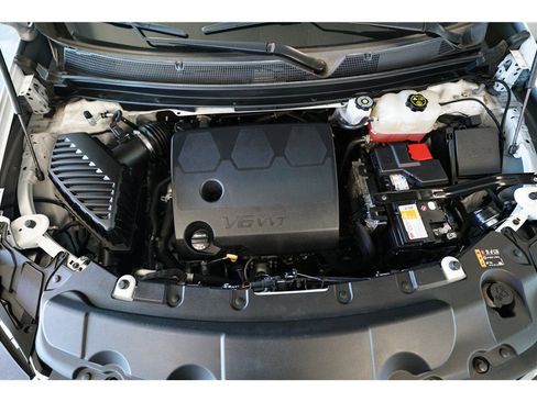 Used 2020 Chevrolet Traverse LT FWD image 10