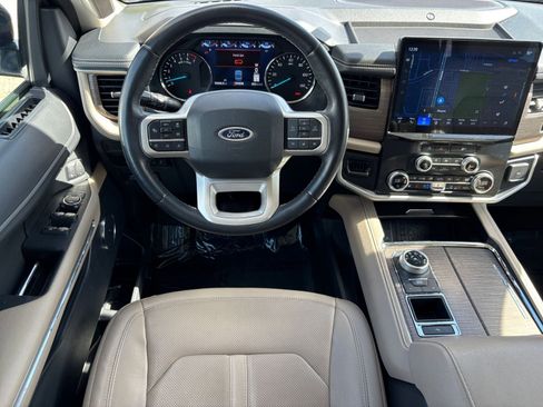 Used 2024 Ford Expedition Limited image 39