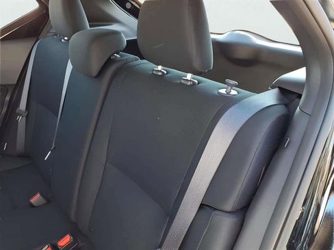 New 2025 Nissan Kicks Play S image 16