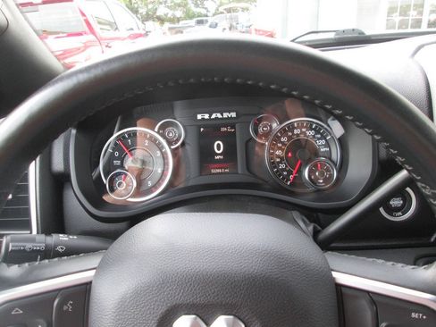 Used 2024 RAM 2500 Big Horn w/ Off Road Package AWD/4WD image 28