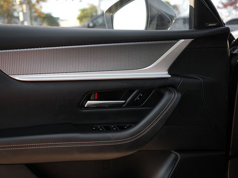 Certified 2025 MAZDA CX-90 3.3 Turbo S w/ Premium Package image 15